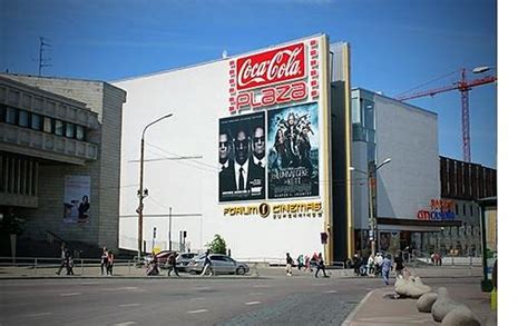 coca cola plaza parkimine